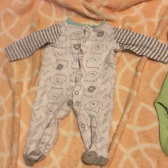 A button up footsie for a newborn - Picture 1 of 1